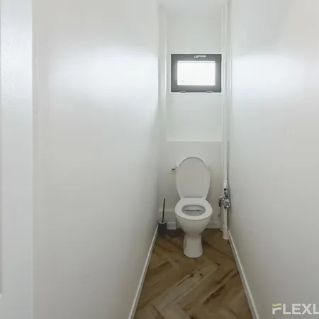 Modern In Spacious T7 In 20 * Paris